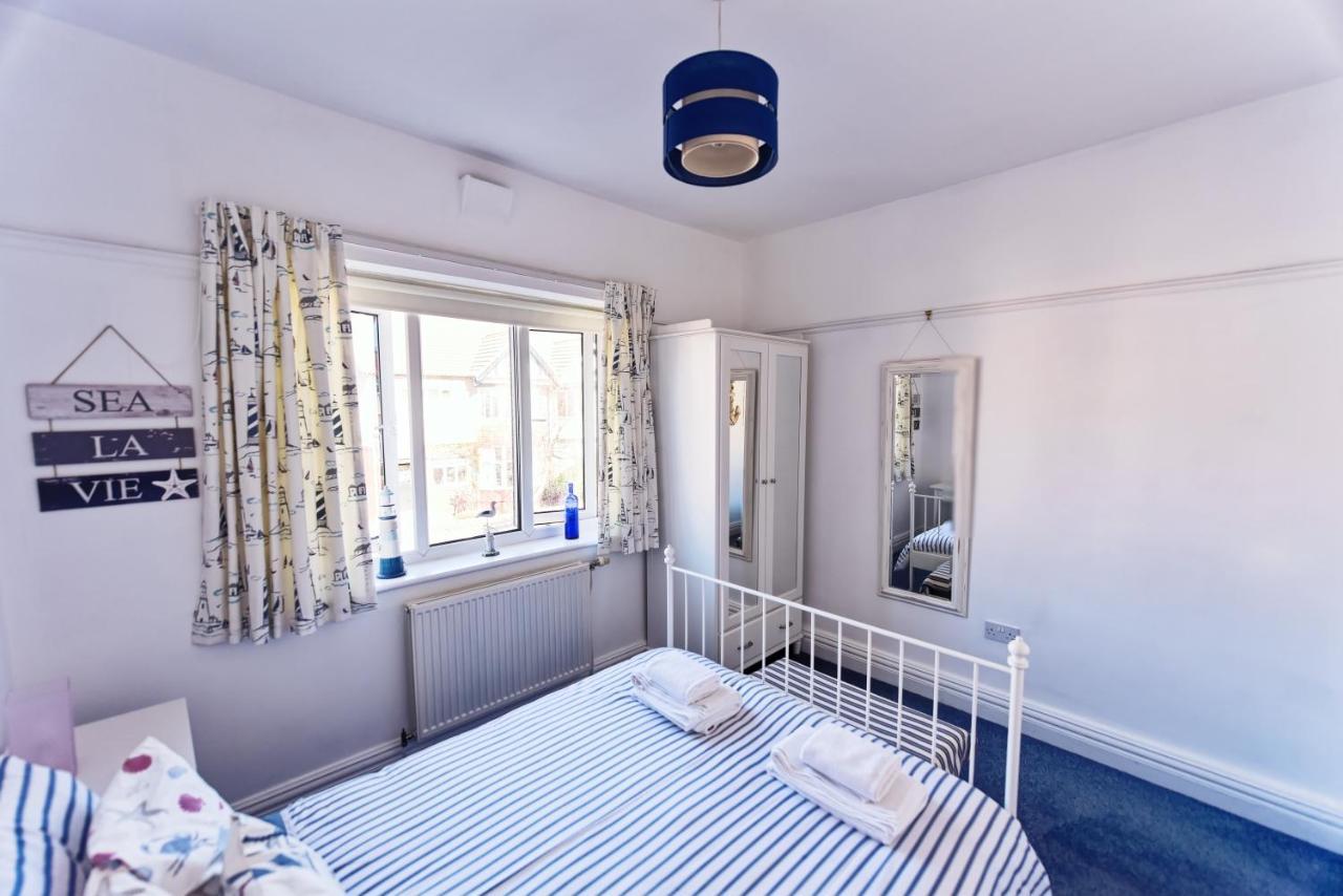 The Shoreline Retreat Apartment ลิธึม เซนต์ แอนน์ส ภายนอก รูปภาพ